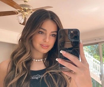 Addison Rae có kỹ năng bú cu khá chuyên nghiệp